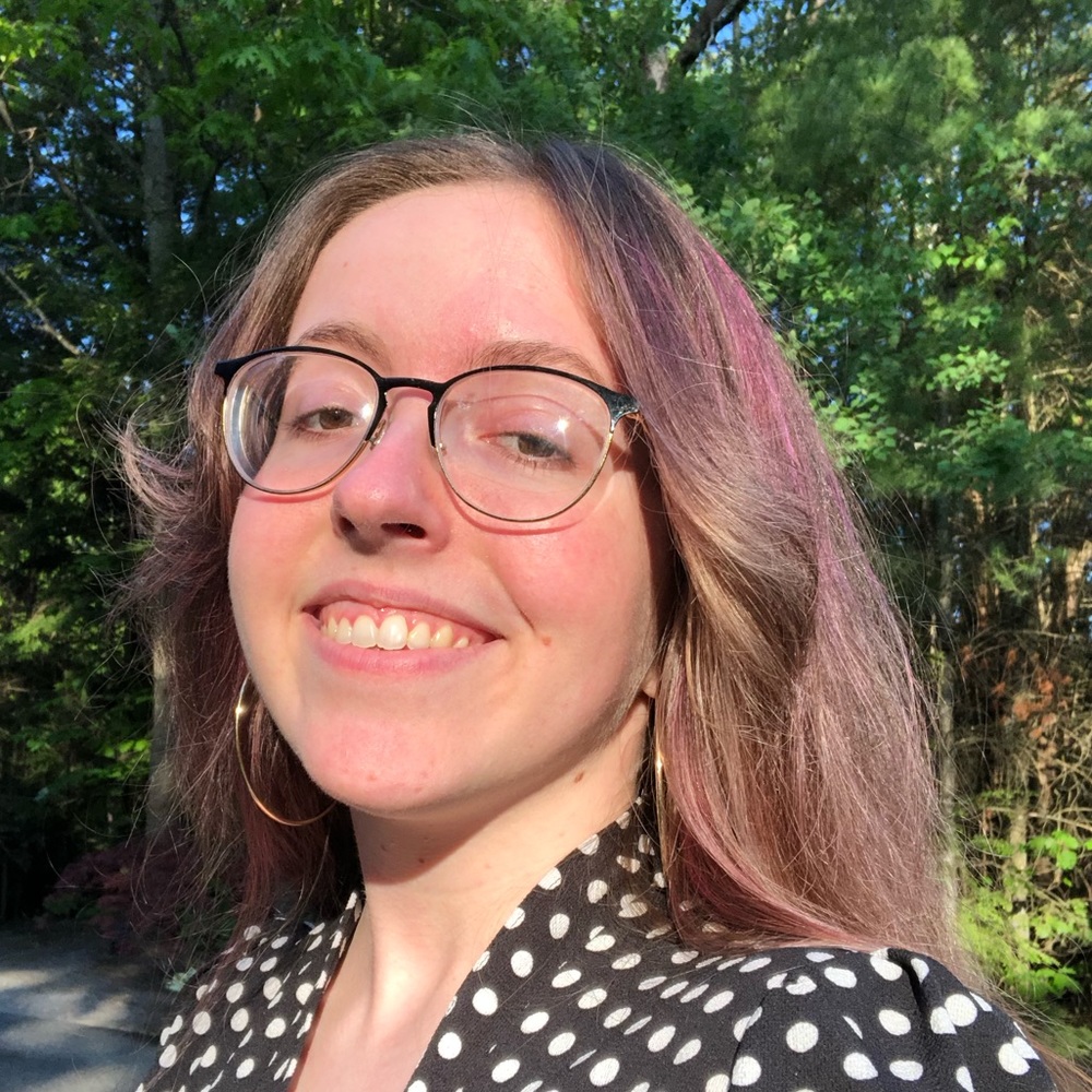 Meet your Posher, Alexandra